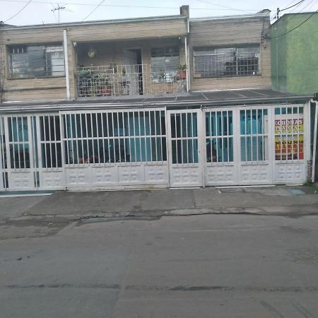 Habitacion Con Bano Privado Cerca Al Aeropuerto Bogotá Exterior foto